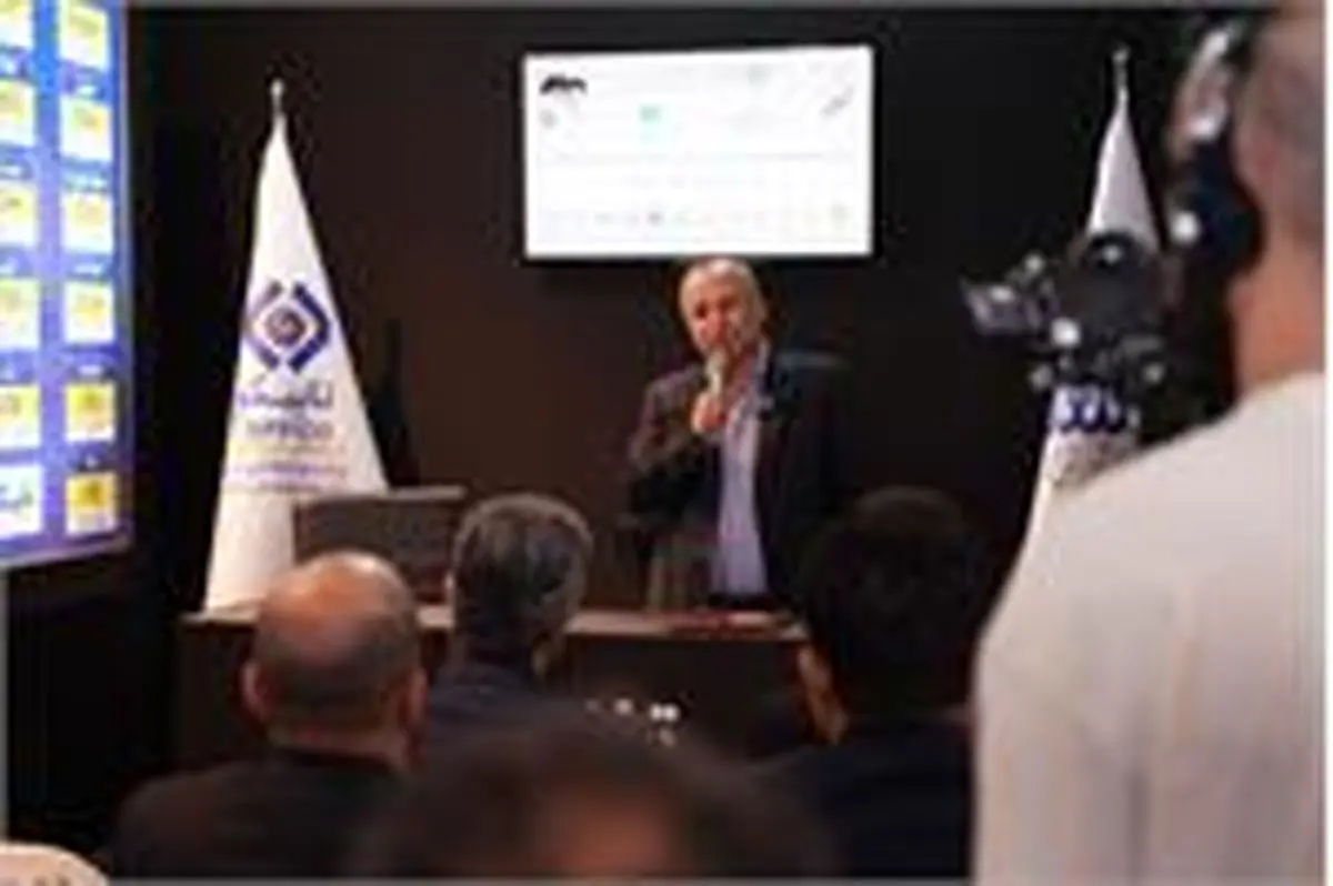 گفتگوی مدیرعامل پتروشیمی «فناوران» با رسانه‌ها در پتروکم ۱۴۰۳؛  حجم تولید پتروشیمی «فن‌آوران» از ظرفیت اسمی عبور می‌کند