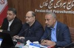 شریعتمداری در بازدید از پتروشیمی بندر امام: کار در شرایط تحریم سخت است، اما راهکار دارد/ پتروشیمی بندر امام باید به سطح جهانی بازگردد