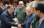 اعطای تندیس و لوح نشان اقتصاد مقاومتی استان به مدیرعامل فولاد خوزستان 