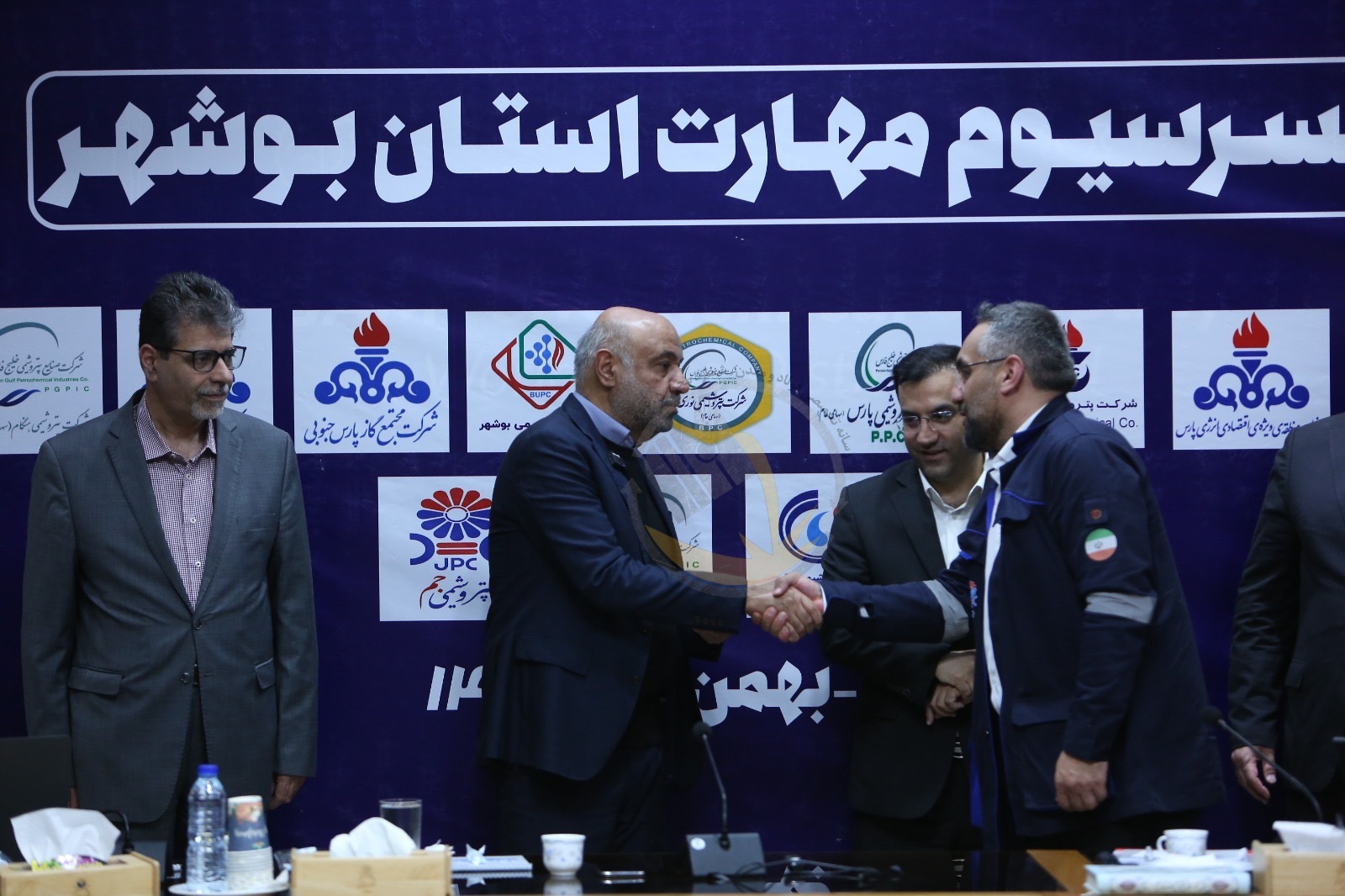 با حضور وزیر تعاون کار و رفاه اجتماعی در پتروشیمی جم، کنسرسیوم مهارت استان بوشهر با سرمایه‌گذاری ۲۰۰۰ میلیارد ریال تشکیل شد