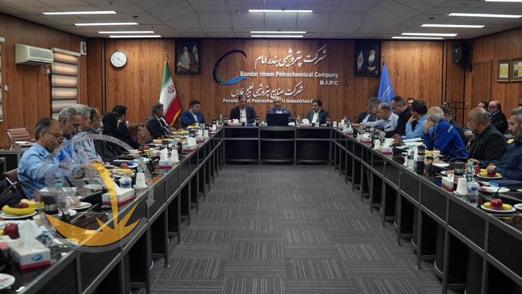 مدیرعامل فرابورس: پذیرش پتروشیمی بندر امام در فرابورس تأمین مالی طرح‌های توسعه‌ای را تسهیل می‌کند