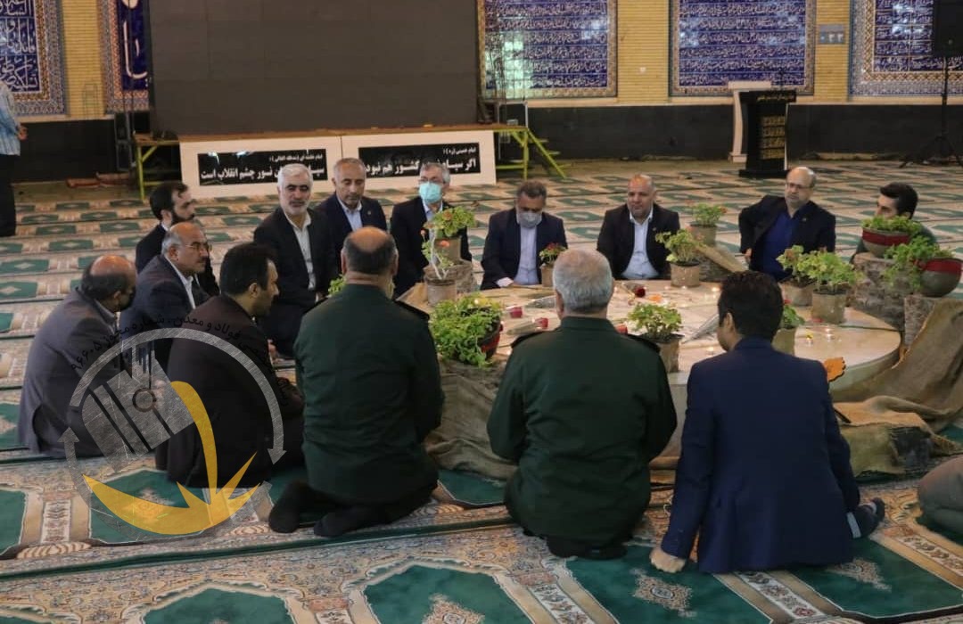 ادای احترام مدیران ارشد گروه صنایع پتروشیمی خلیج فارس به مقام شامخ شهدای گمنام در ماهشهر