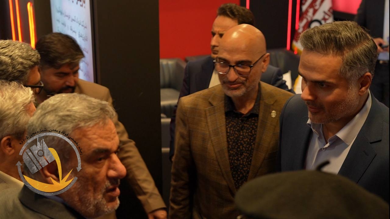 حضور مدیرعامل شرکت ملی نفت ایران در غرفه شرکت فولاد اکسین خوزستان