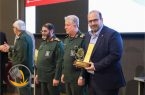 مدیرعامل شرکت فولاد خوزستان موفق به دریافت تندیس نشان ملی اقتصاد مقاومتی شد.