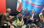 گفتگوی صمیمانه مدیرعامل شرکت فولاد اکسین با دو تن از پیشکسوتان رسانه در نمایشگاه هفته دولت