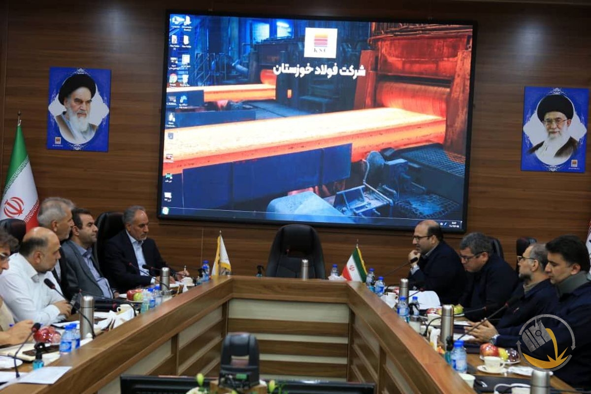 نشست مدیرعامل شرکت فولاد خوزستان با مدیرعامل برق منطقه‌ای استان