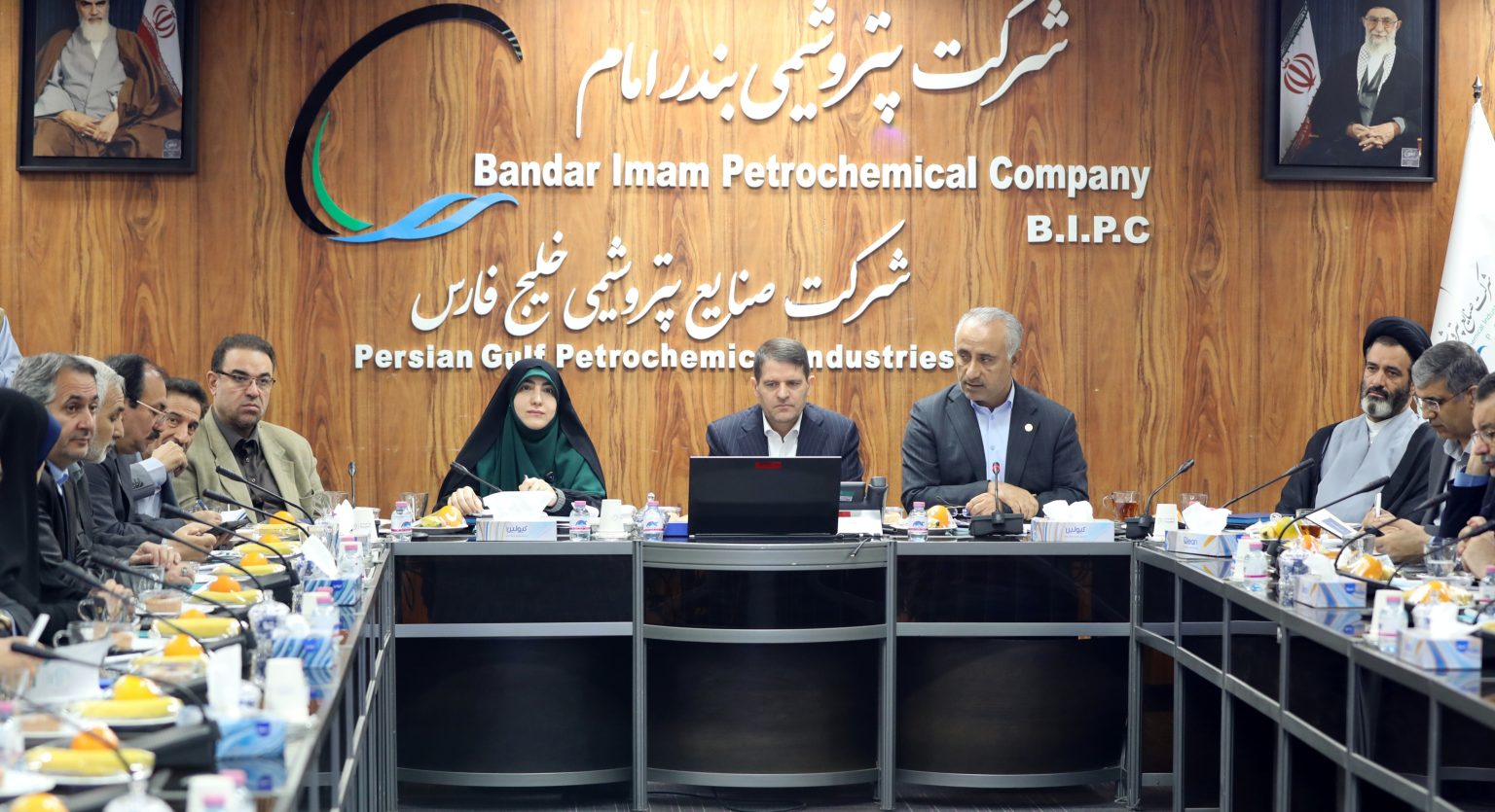 معاون وزیر نفت در بازدید از پتروشیمی بندرامام: طرح بندرامام نوین یک تحول بزرگ است و واحدهای قدیمی با فناوری‌های جدید جایگزین می‌شوند