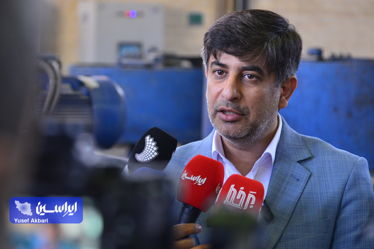 برنامه‌ای برای تعدیل نیروی انسانی فولاد مبارکه نداریم