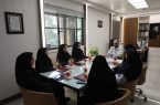 تقدیر مدیرعامل شرکت پالایش نفت اصفهان از اعضای کمیته امور بانوان به مناسبت یک‌سال فعالیت این کمیته