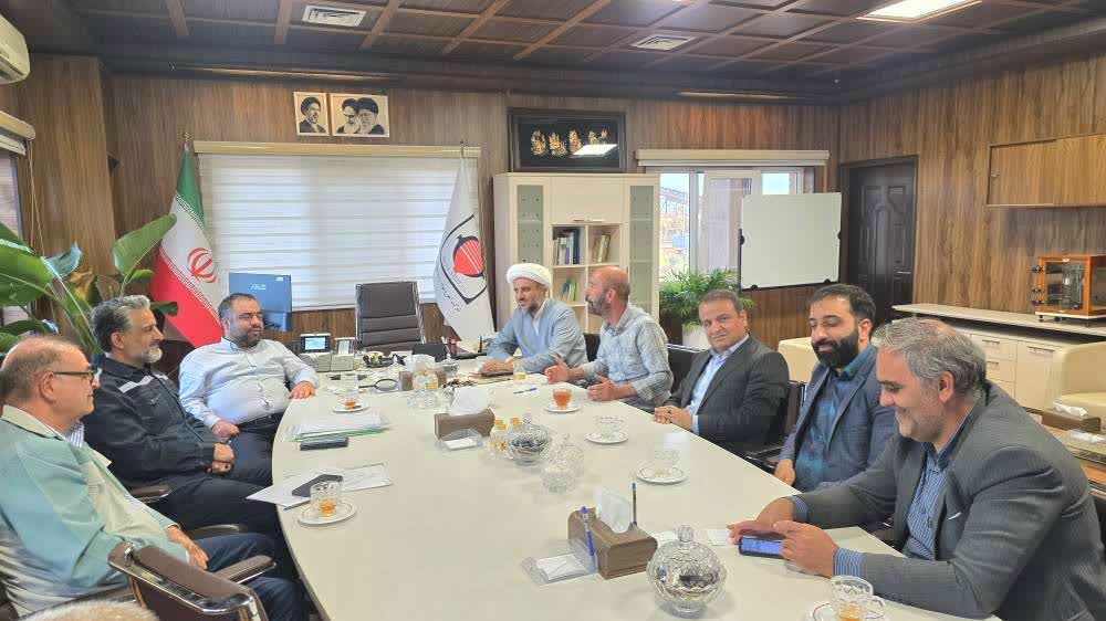 همکاری ارفع و مسئولان عقدا برای توسعه صنعتی و اشتغال پایدار